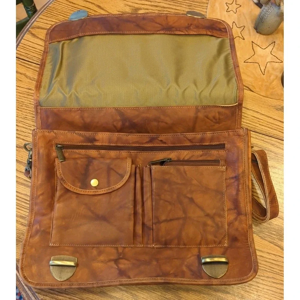 Gorgeous Genuine Leather Briefcase Messenger Embossed Braves Baseball‎ Bag